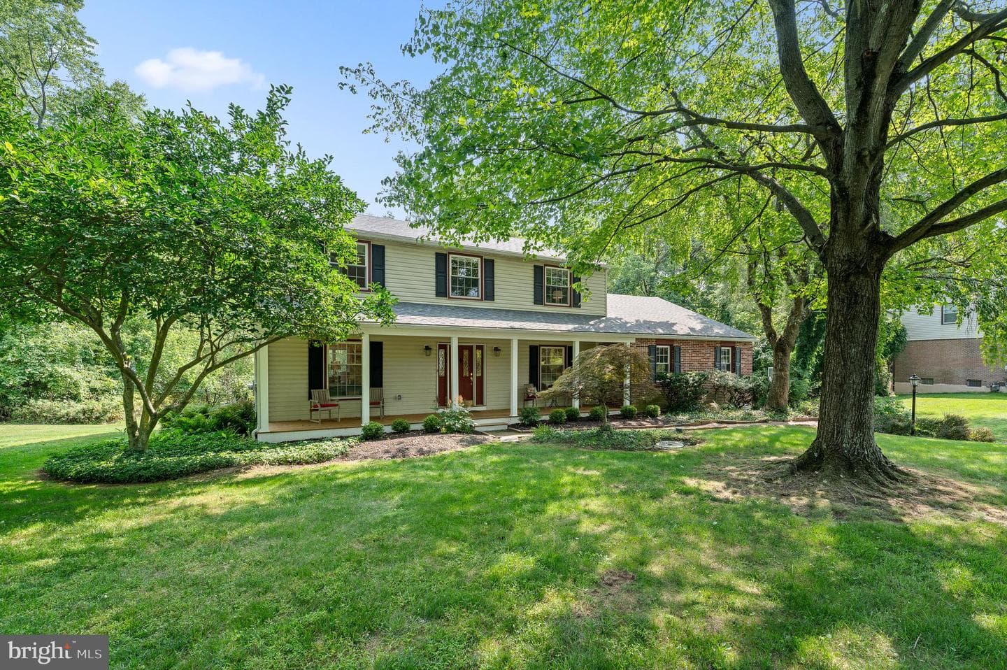 3654 Waynesfield Drive photo 2