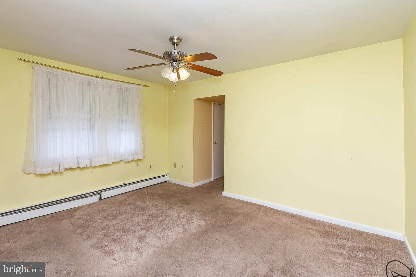 2215 Dickens Lane photo 16