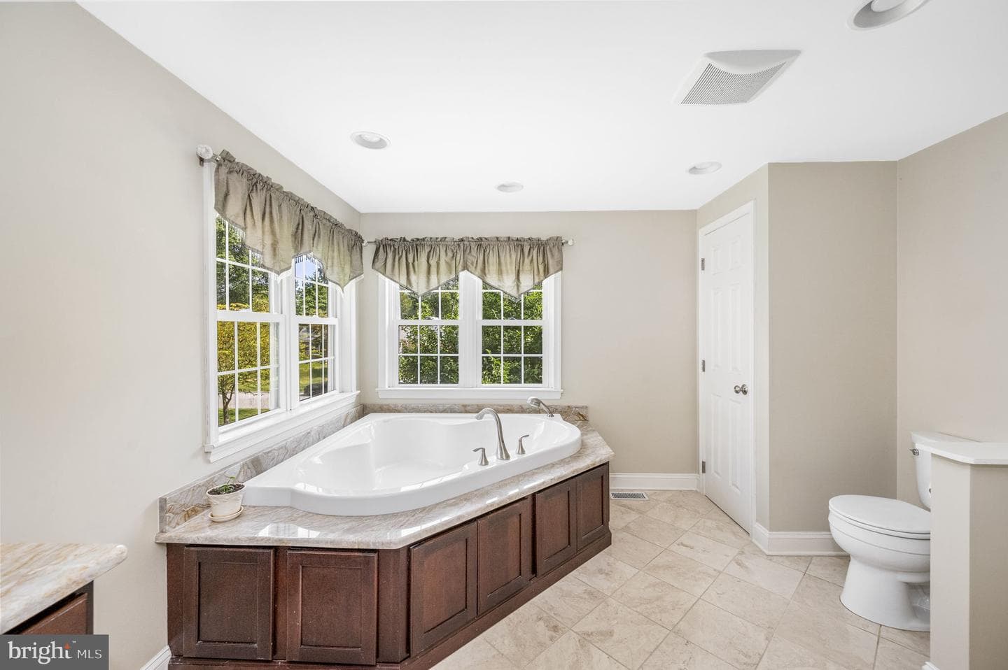 415 Golfview Road photo 35