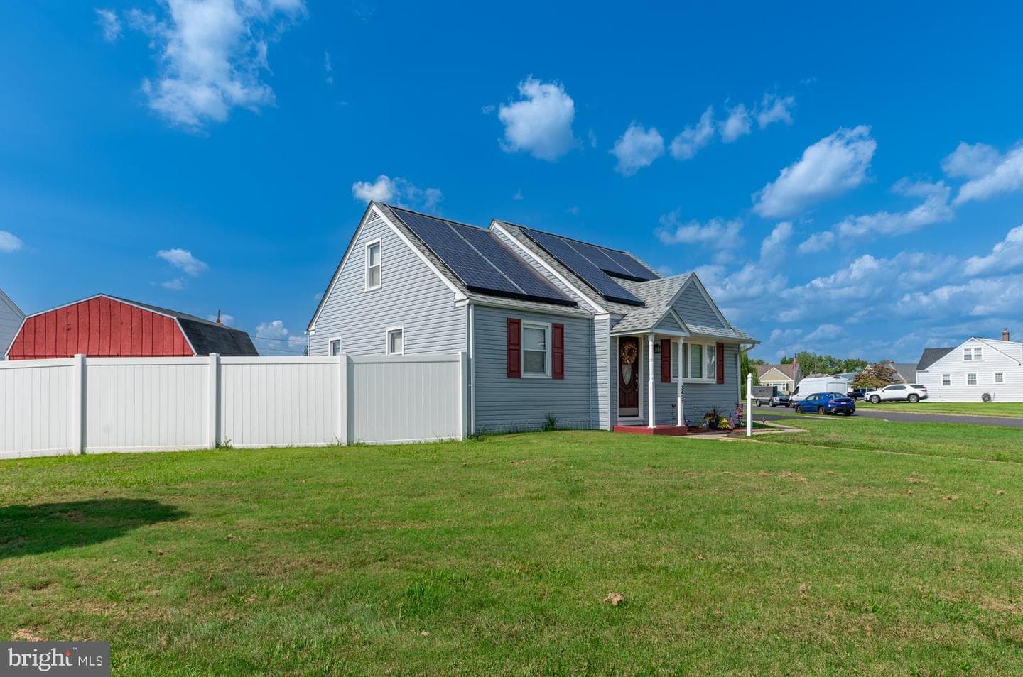 3451 Victor Avenue photo 4