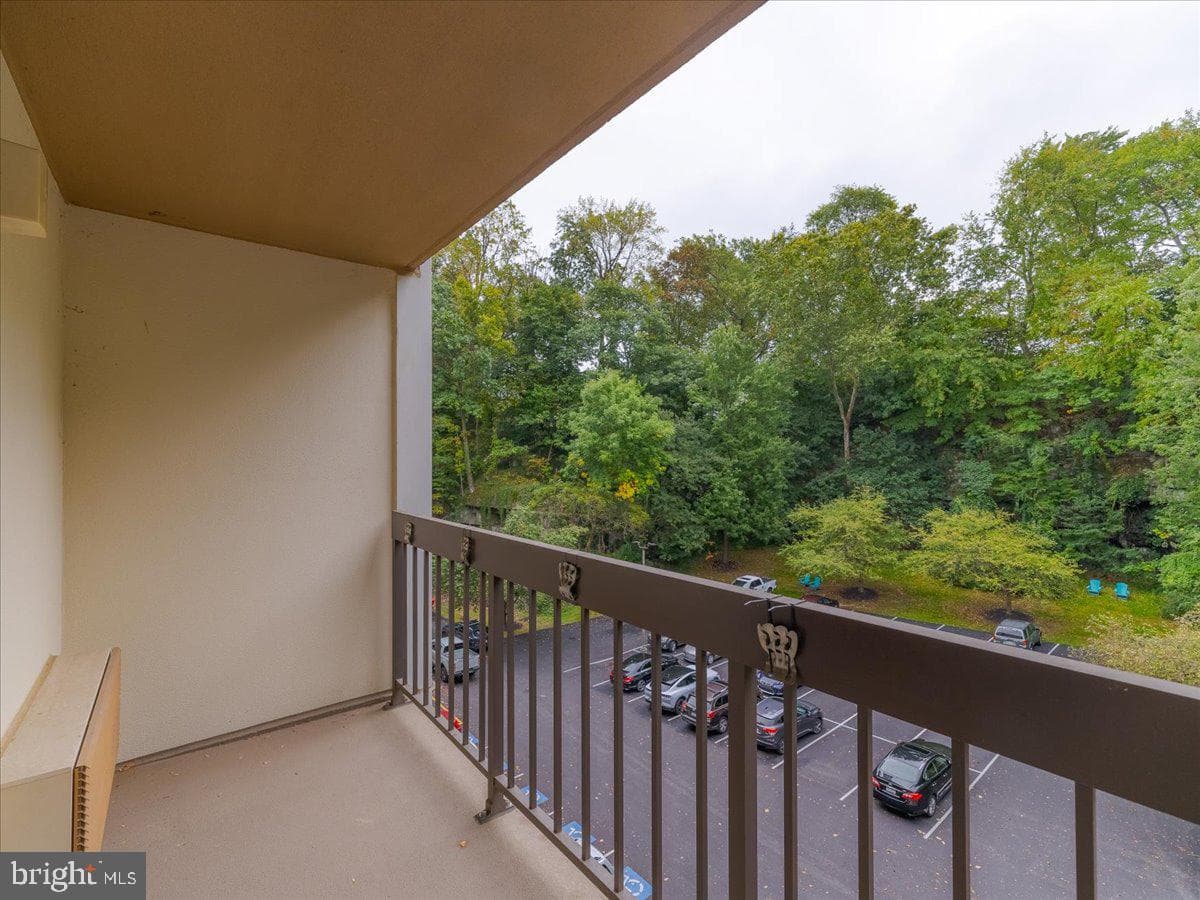 800 Avondale Road #5-0 photo 22