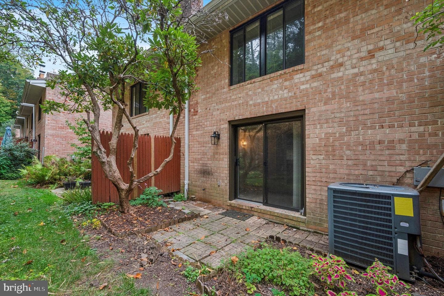 618 N Lemon Street photo 21