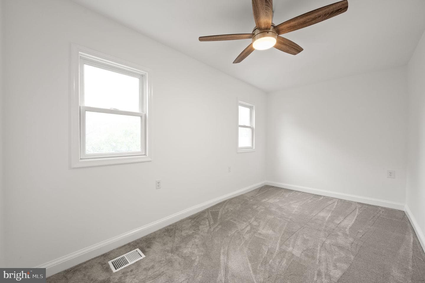 1618 Meetinghouse Road photo 30
