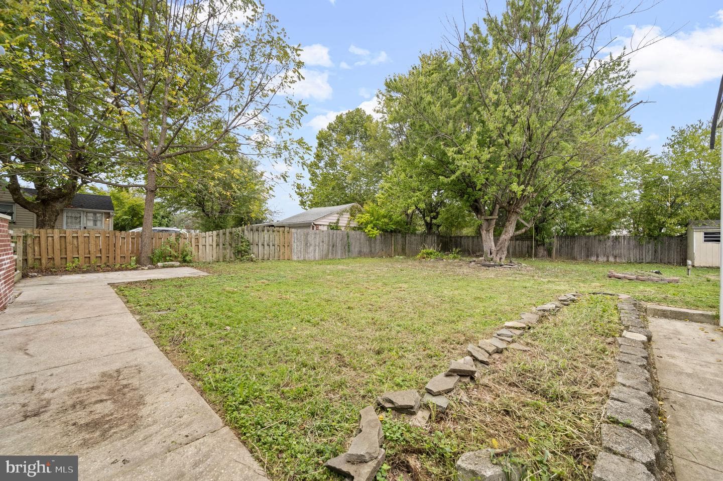 1618 Meetinghouse Road photo 32