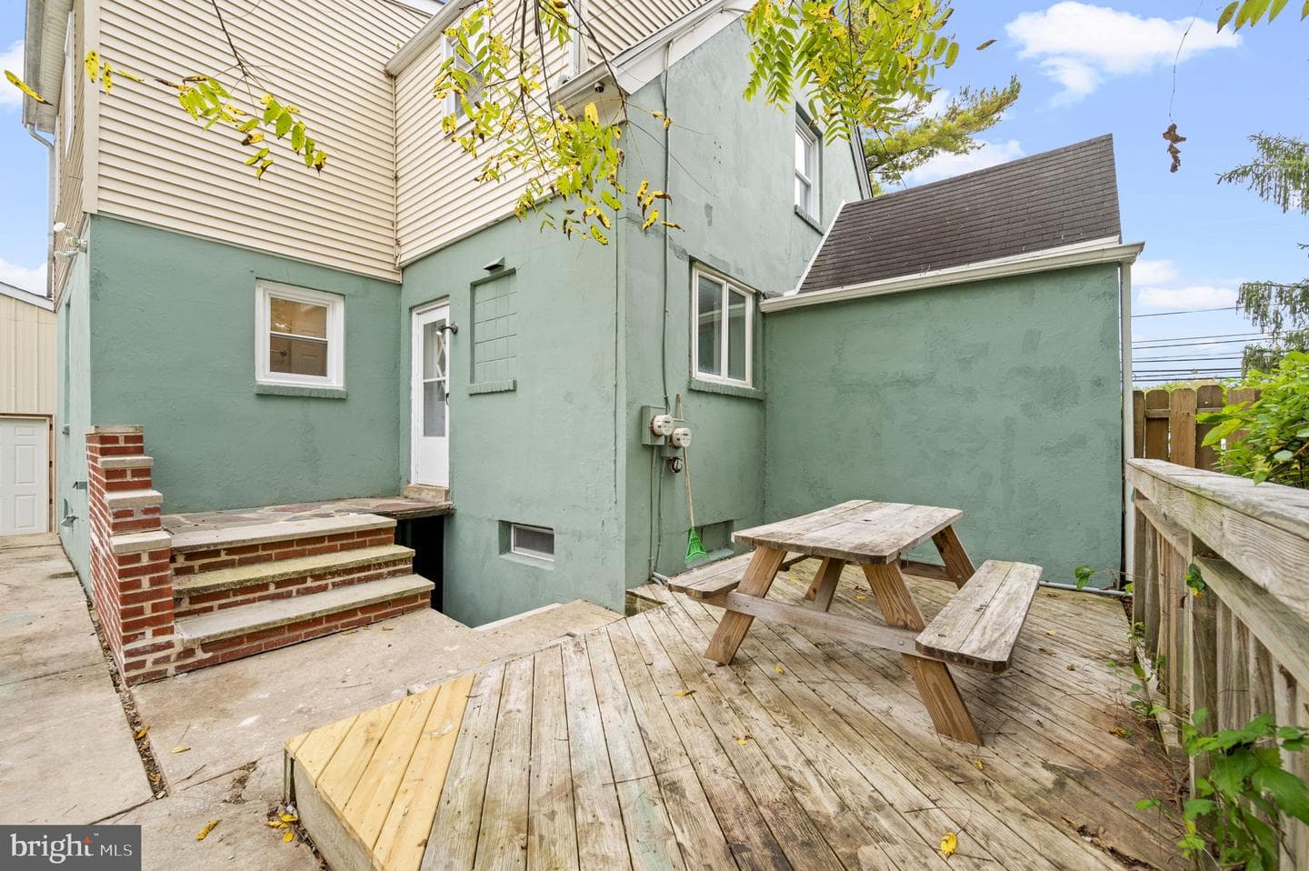 1618 Meetinghouse Road photo 35