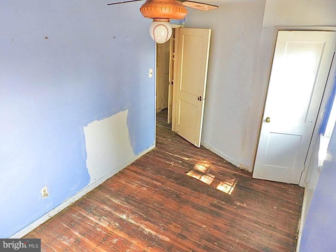 905 Springfield Road photo 17