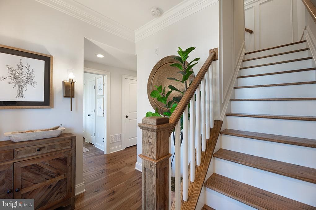 320 Squire Drive #20d photo 3