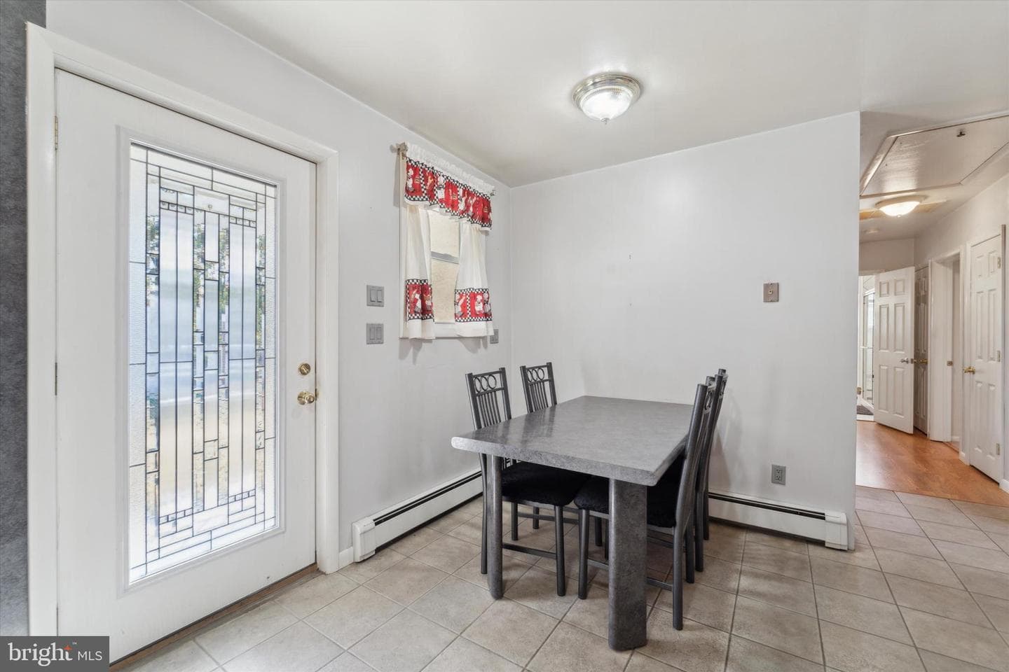 205 Beech Street photo 12