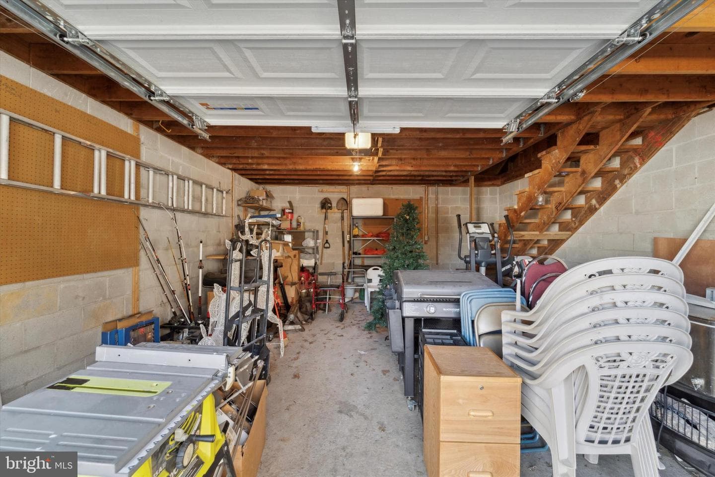 205 Beech Street photo 35