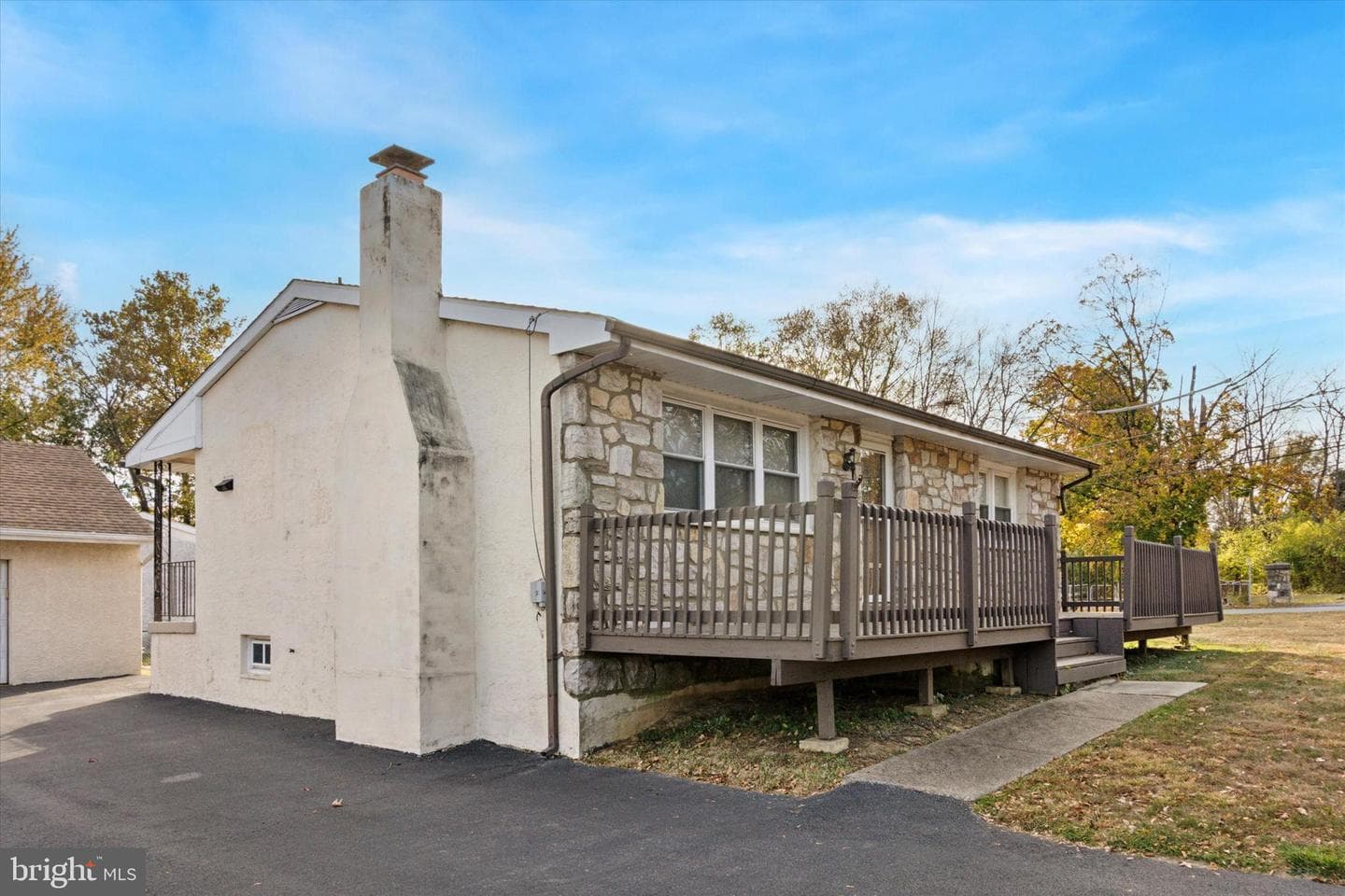 205 Beech Street photo 5