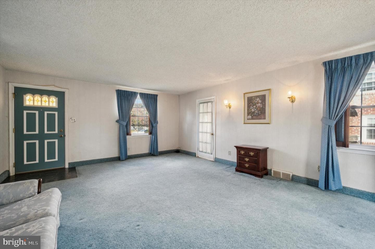 25 West Avenue photo 6