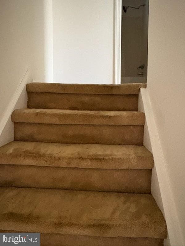 7417 Hilltop Drive photo 34