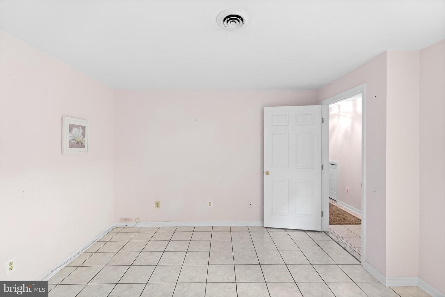 247 Moria Place photo 26