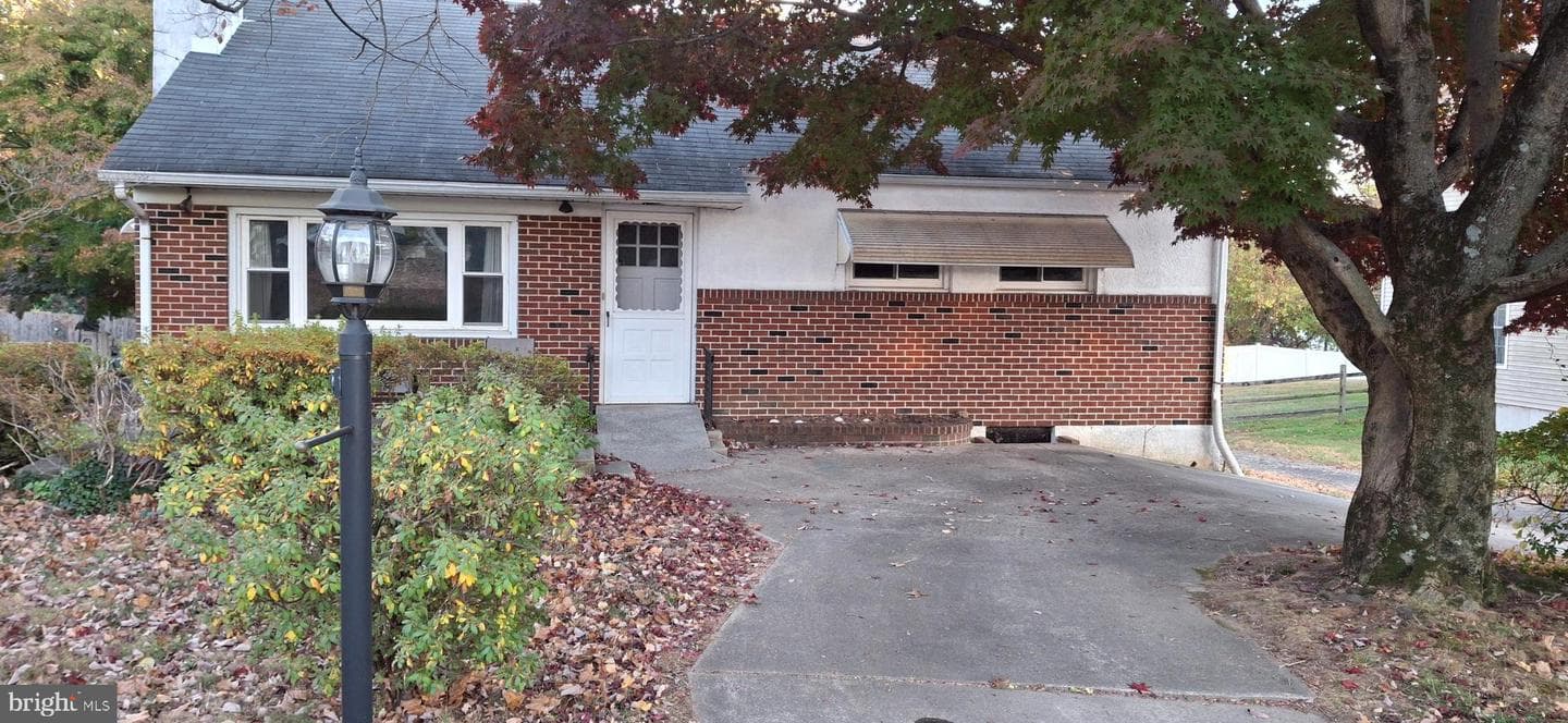 461 S Middletown Road photo 1