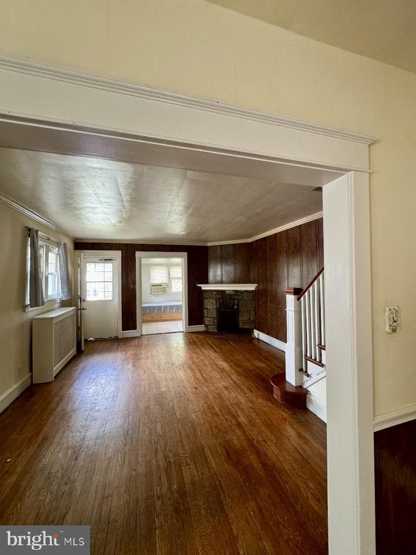 431 S Scott Avenue photo 5