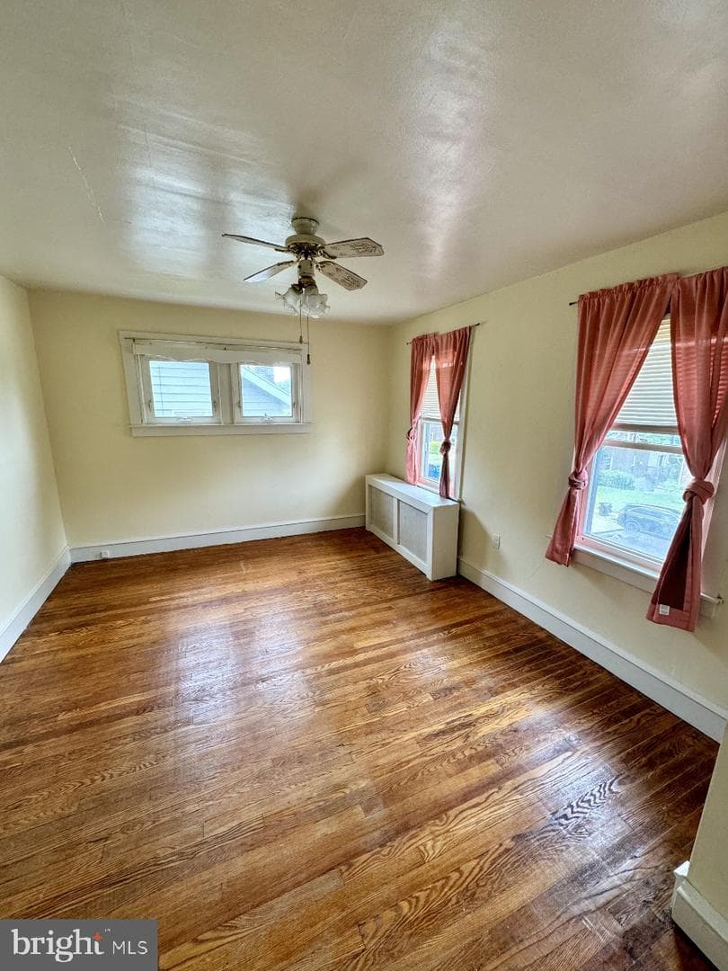 431 S Scott Avenue photo 8