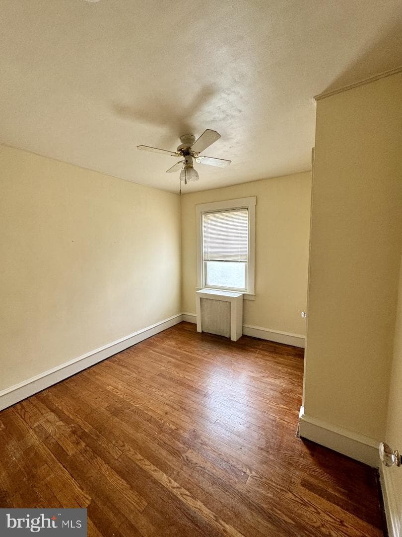 431 S Scott Avenue photo 9