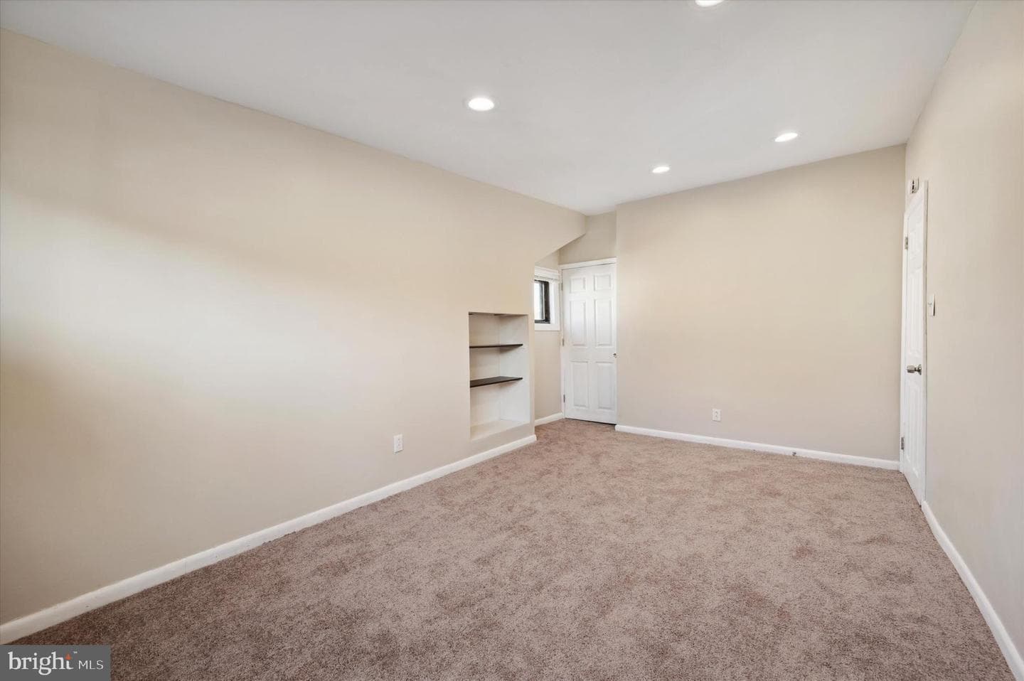 513 Lee Road photo 19