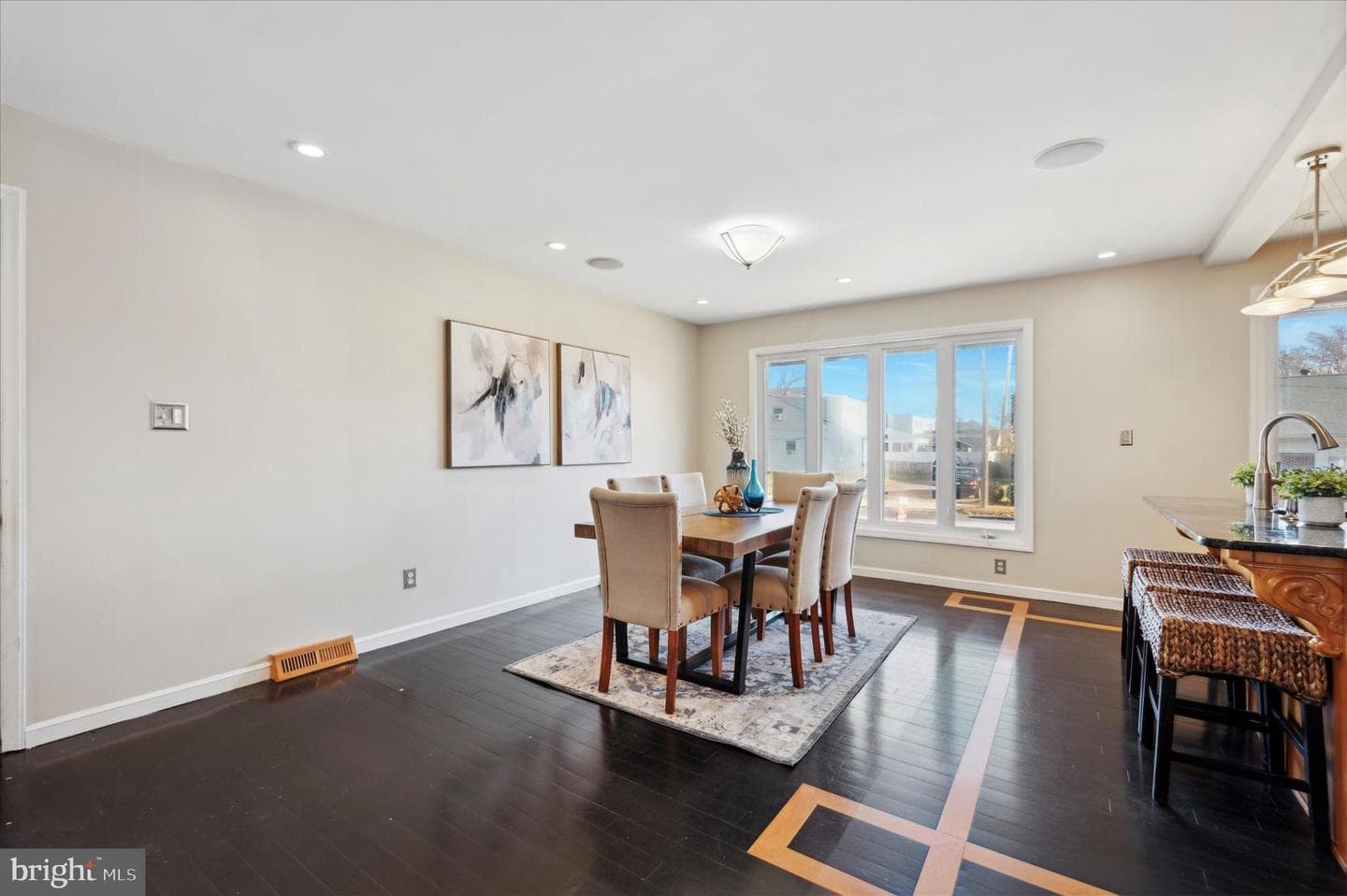 513 Lee Road photo 3