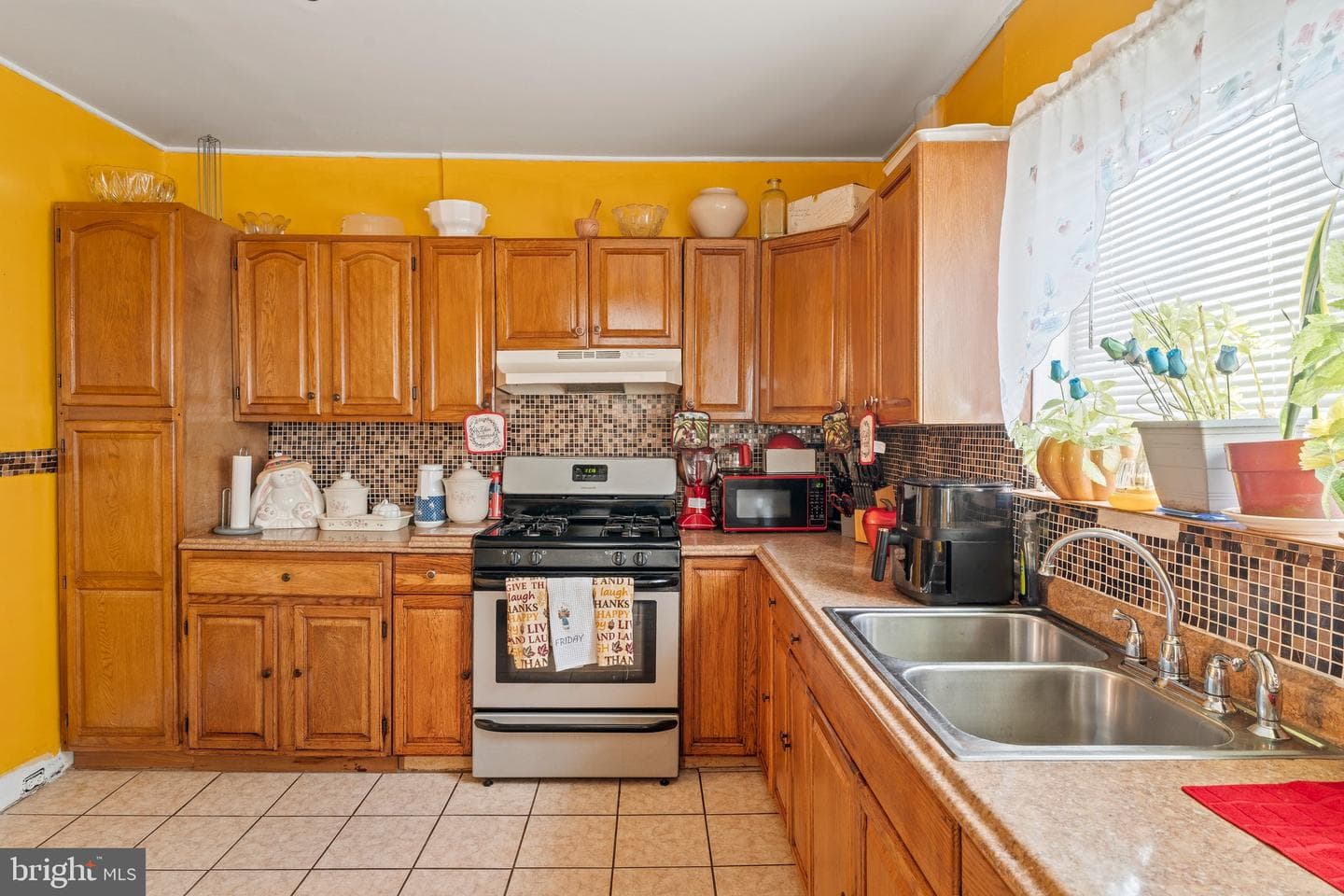 236 Wolfenden Avenue photo 11
