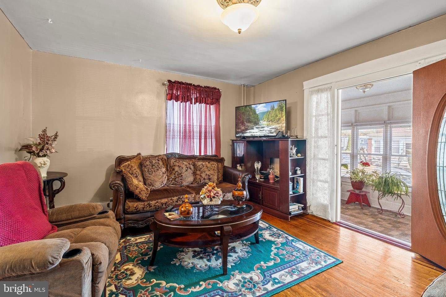 236 Wolfenden Avenue photo 6