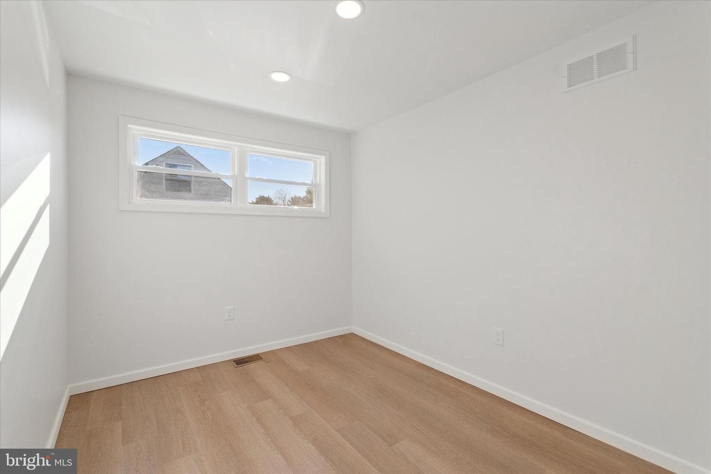 3757 6th Street photo 7