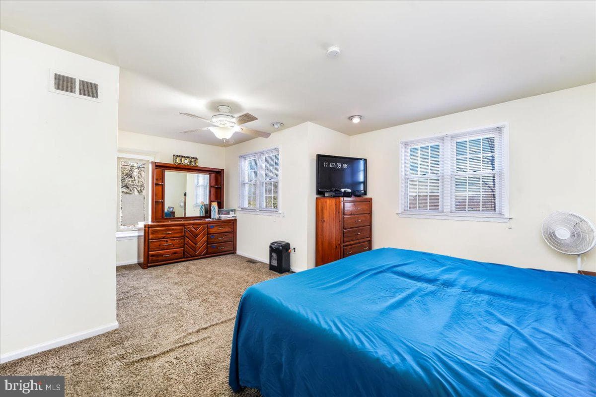 19 Northgate Village photo 13