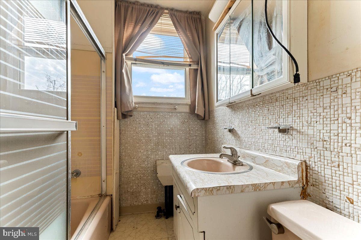 1119 Sterling Avenue photo 14