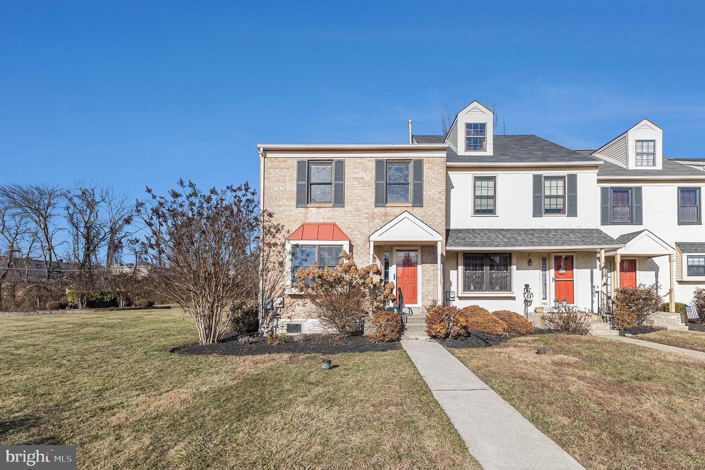392 Scola Road photo 3