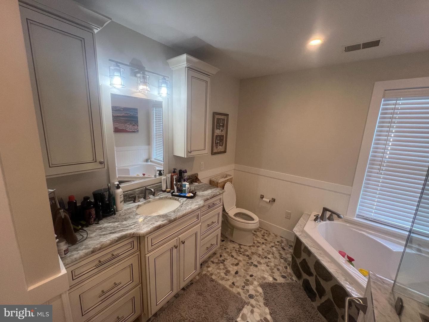 201 Vinsmith Avenue photo 21