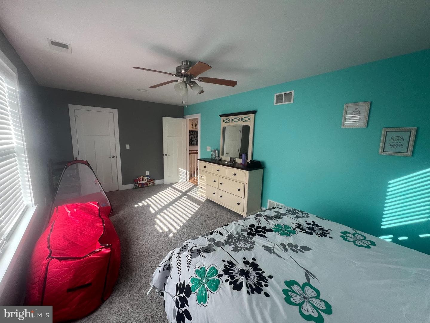 201 Vinsmith Avenue photo 31