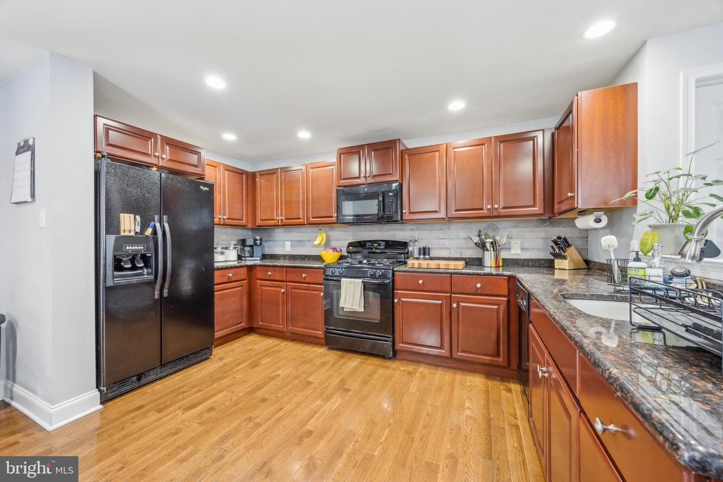 720 Creghan Avenue photo 7