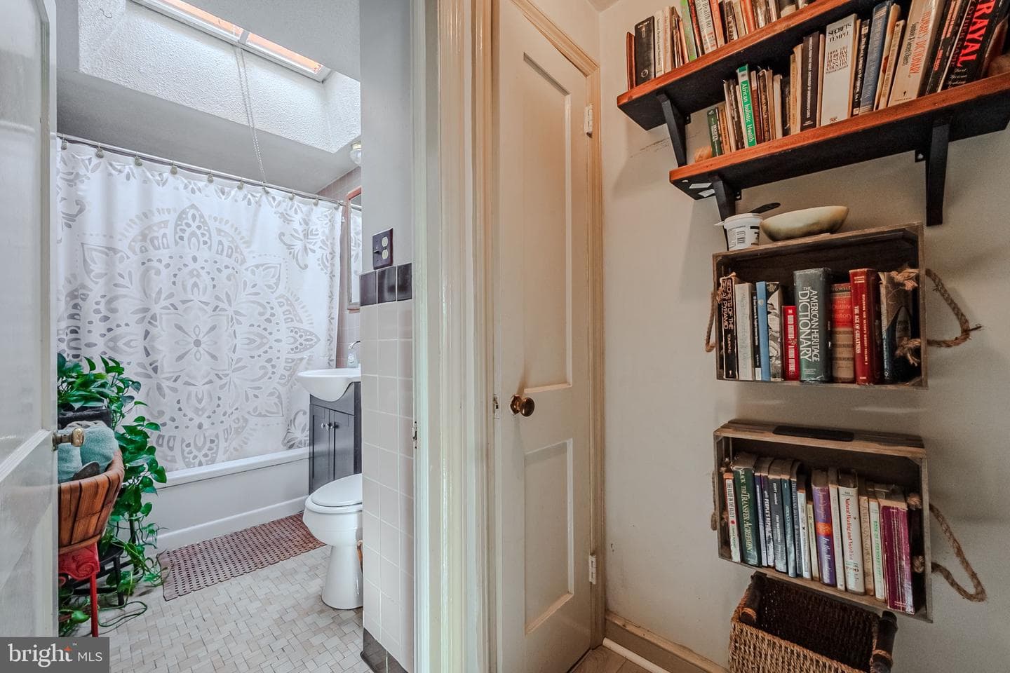 6733 Short Lane photo 12