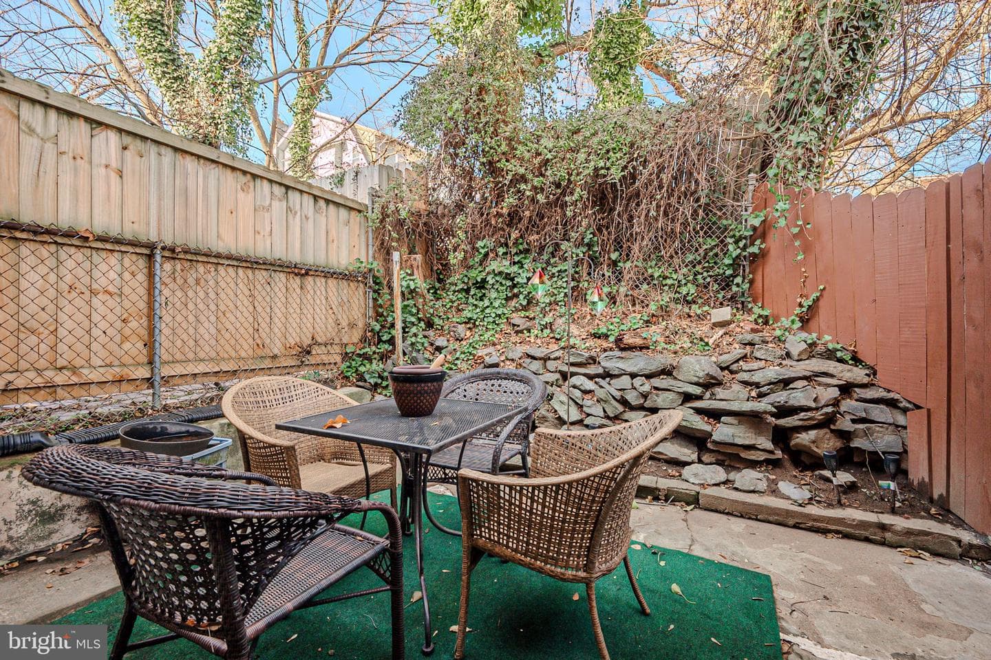 6733 Short Lane photo 18
