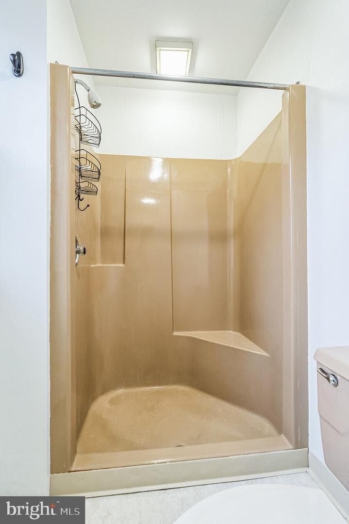 212 Ashurst Avenue photo 20