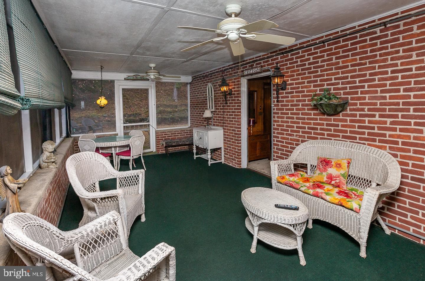 1556 Burmont Road photo 32