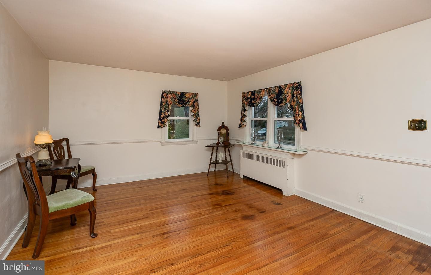 1556 Burmont Road photo 8