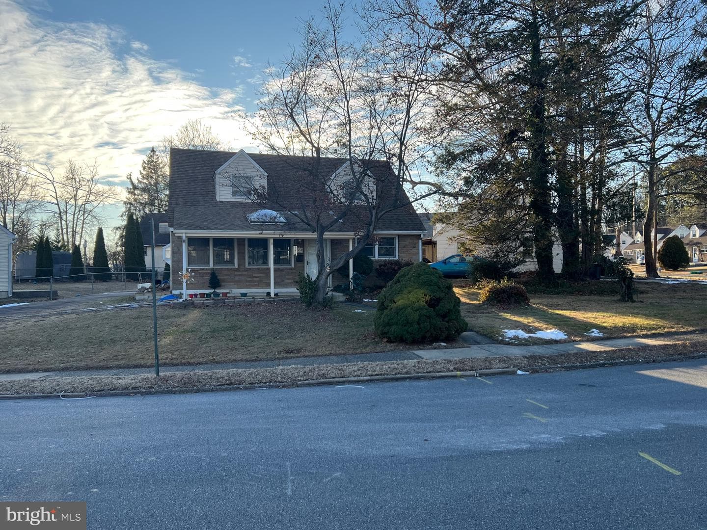 2558 Secane Road photo 1