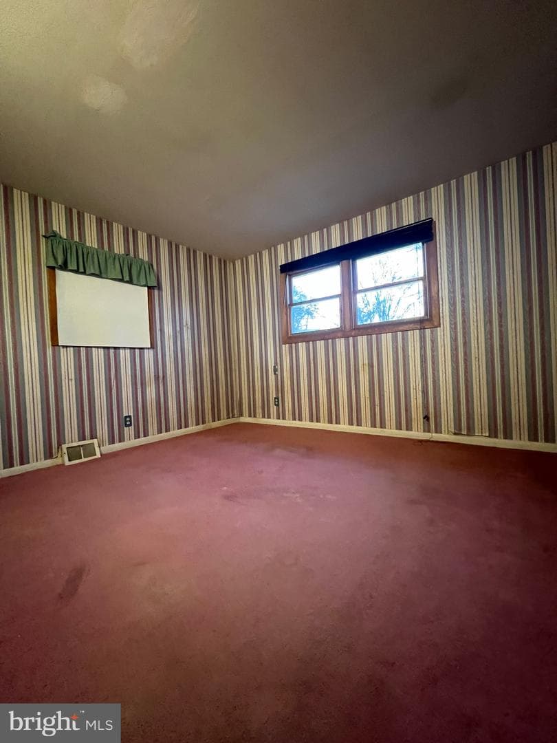2558 Secane Road photo 23