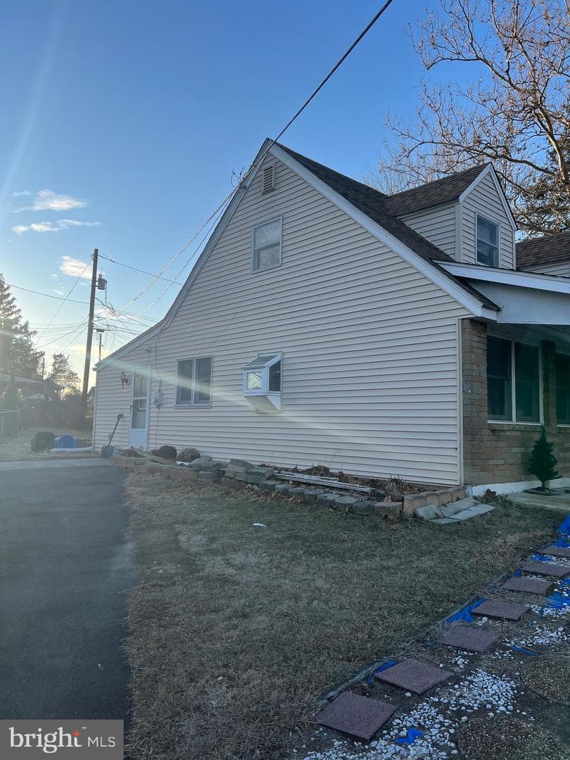 2558 Secane Road photo 29