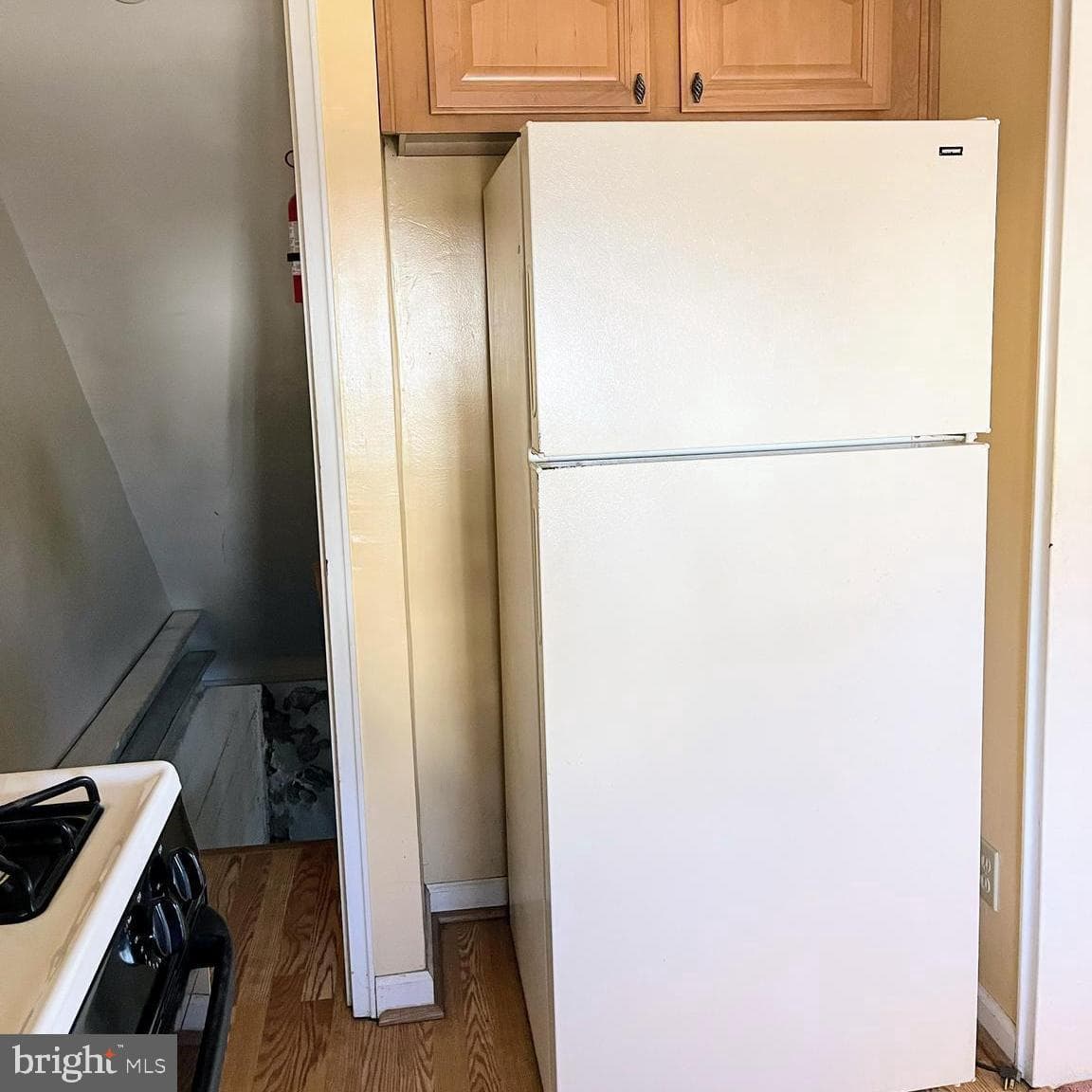 200 W Sylvan Avenue photo 12