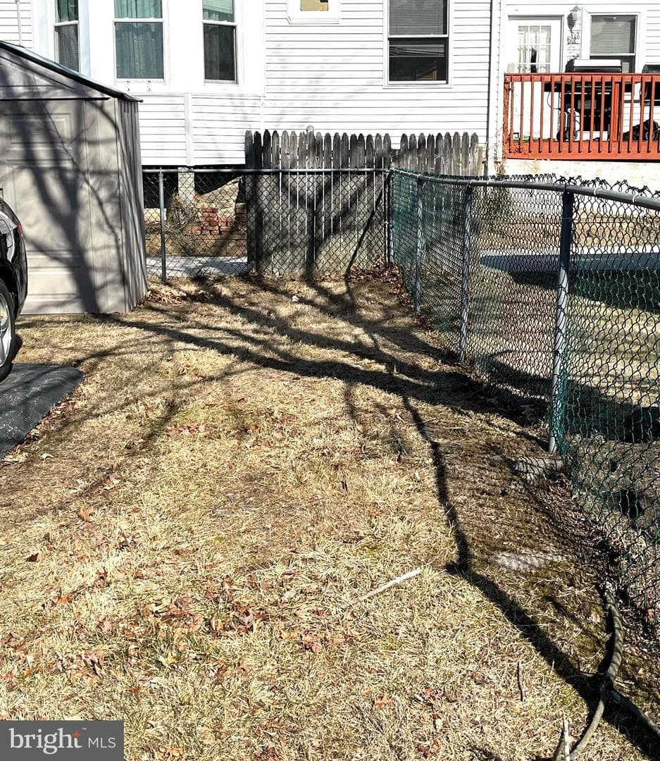 200 W Sylvan Avenue photo 36