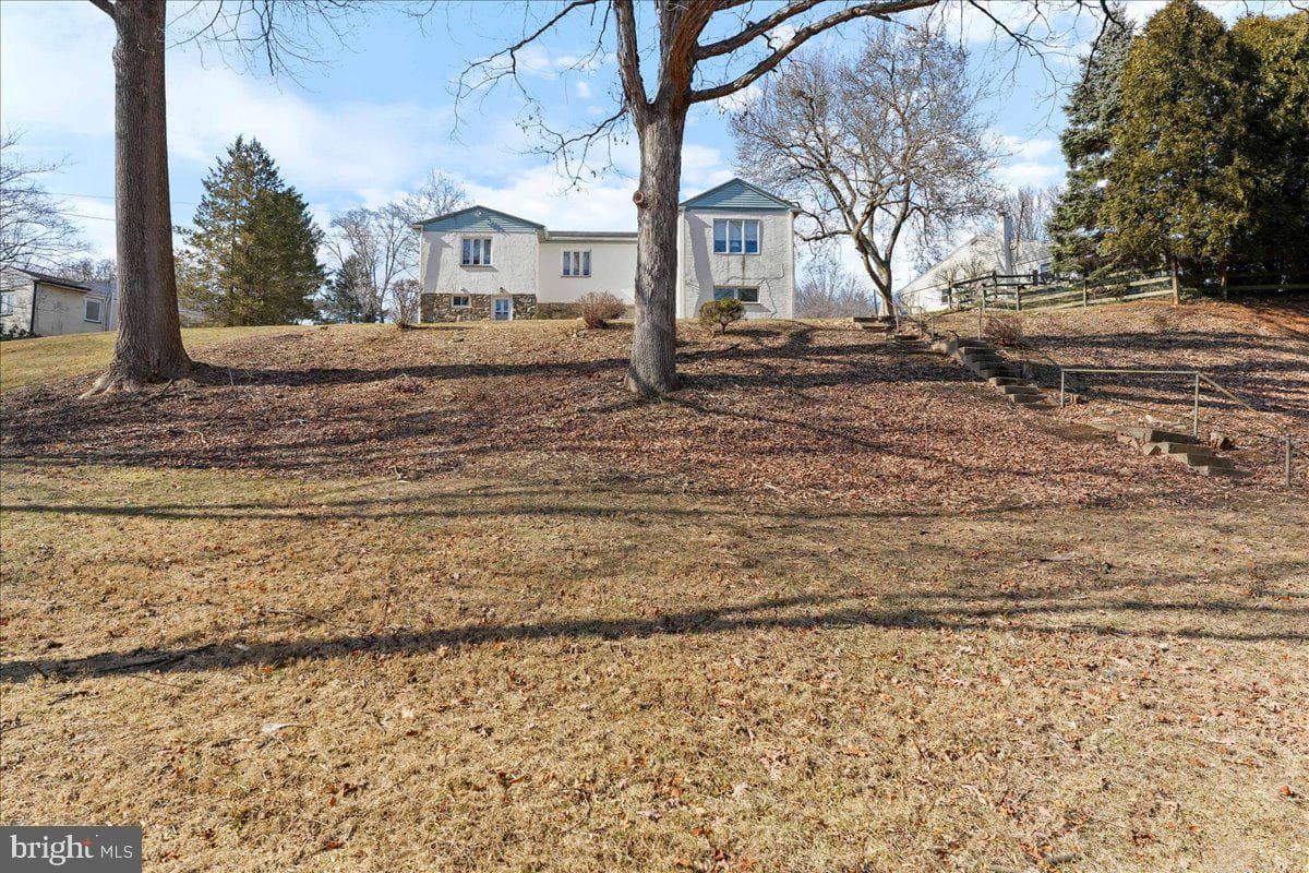 2170 Thomas Avenue photo 38