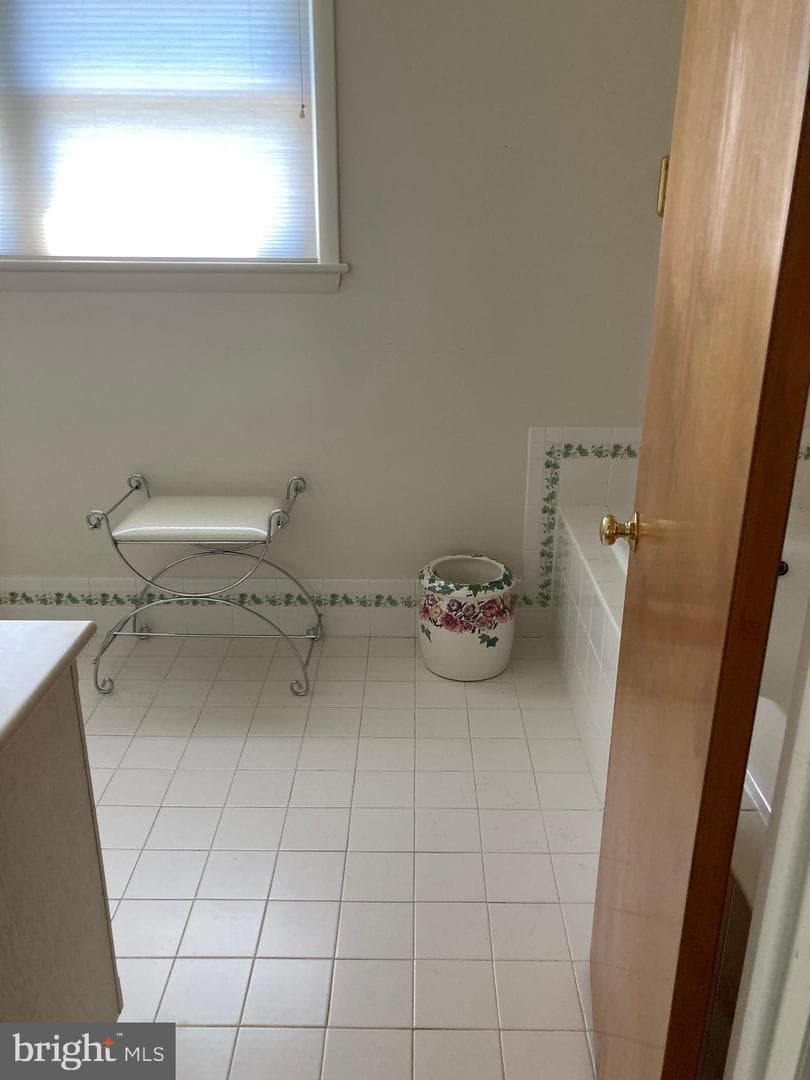 219 Locust Street photo 16