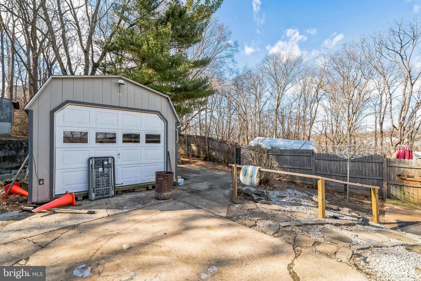 835 Hill Road photo 17