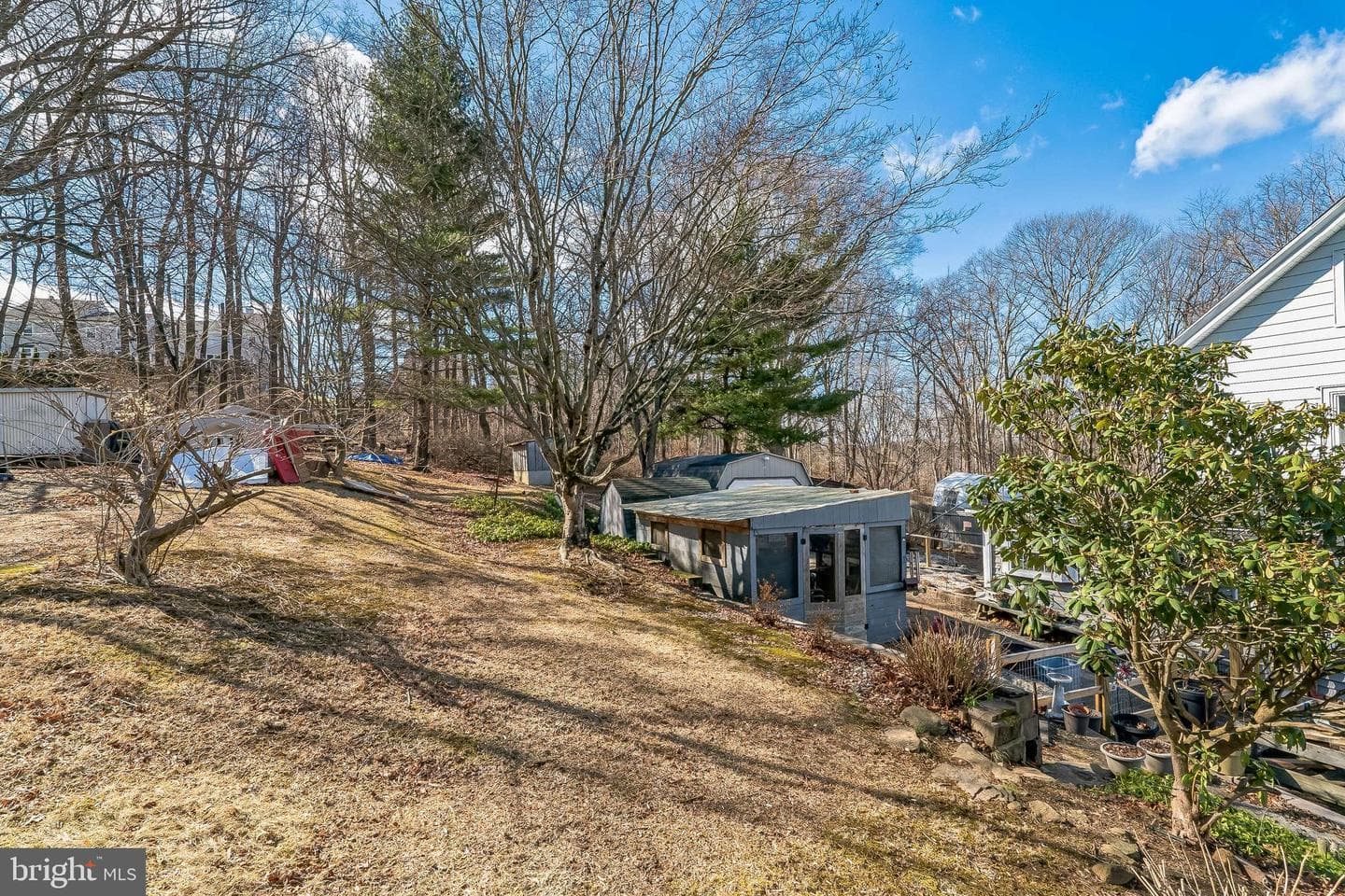 835 Hill Road photo 18