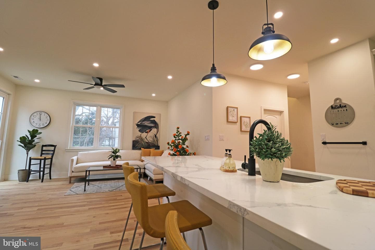 2366 Thomas Avenue photo 49