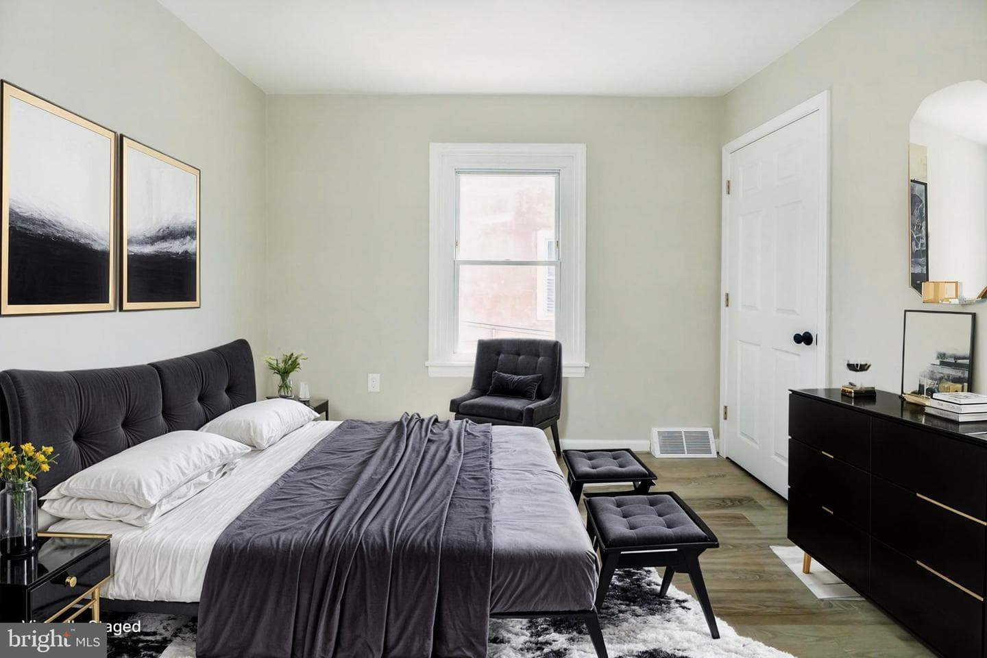 5 Oxford Avenue photo 10