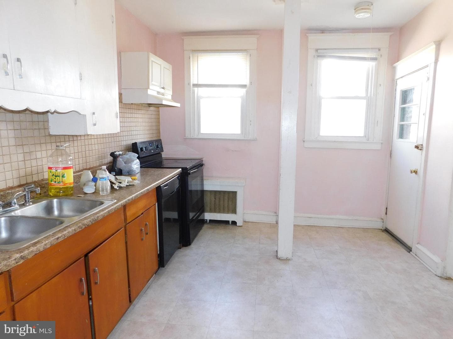 229 Huntley Road photo 7