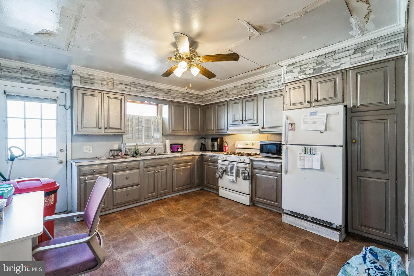 202 Moore Street photo 14